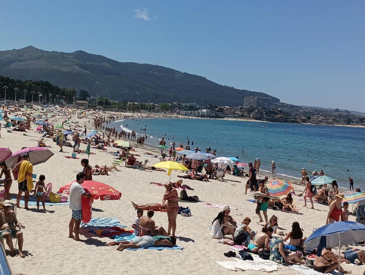 Samil Primera Linea De Playa Vigo Esterno foto