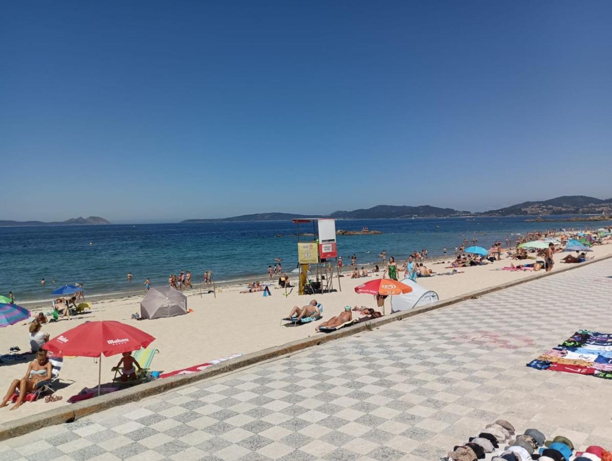 Samil Primera Linea De Playa Vigo Esterno foto