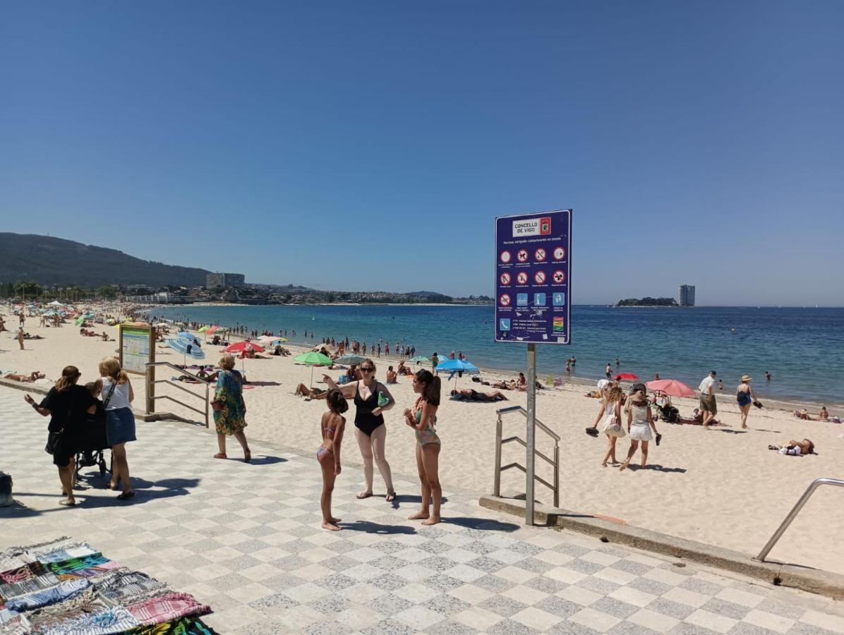 Samil Primera Linea De Playa Vigo Esterno foto
